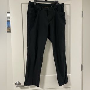 Men’s black Lululemon ABC slim fit pants 36”